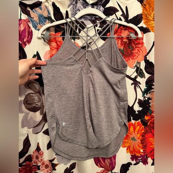 ivivva Girls Workout Tank - Picture 1 of 3